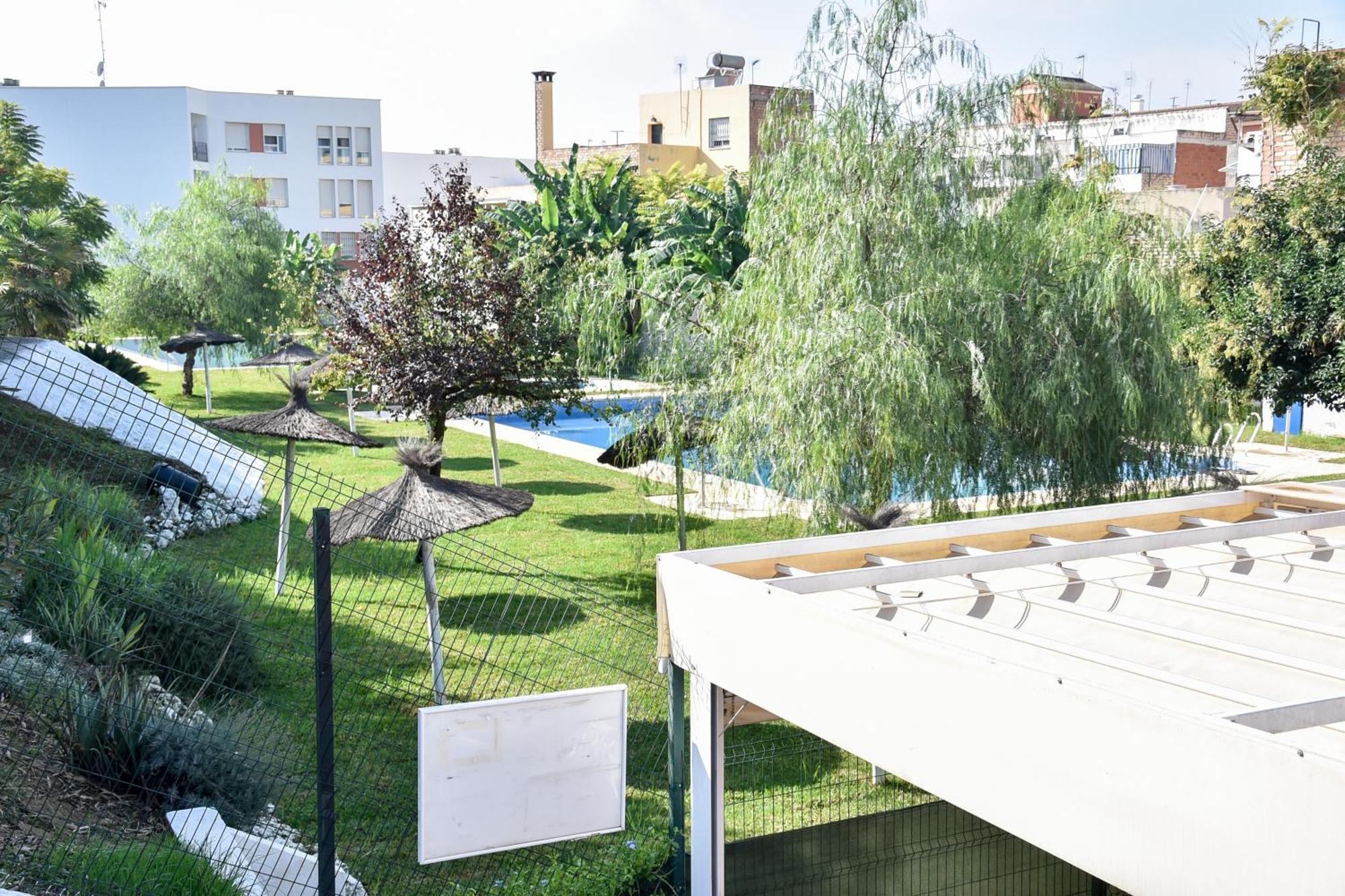 New Premium Apartment - Free Parking & Pools La Algaba Exterior photo